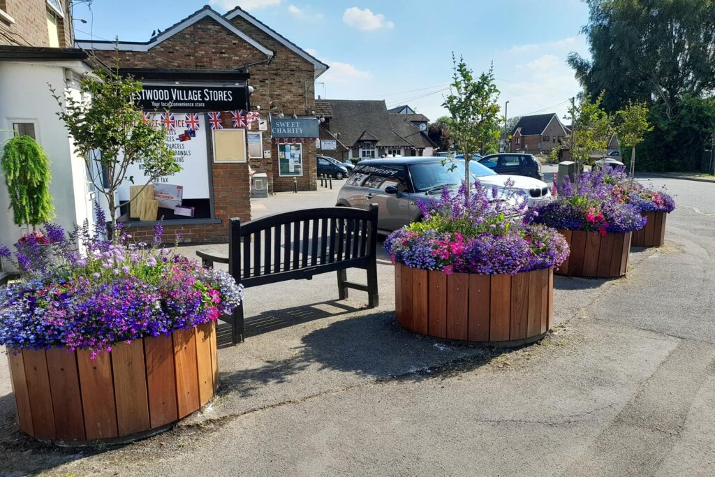 planters in bloom chequers parade prestwood